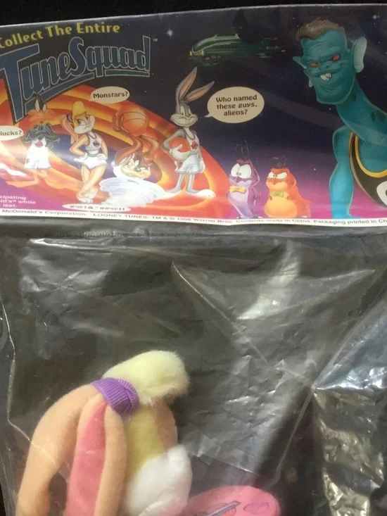 Lola Bunny McDonalds Plush - Picture 4 of 6